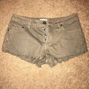 Roxy shorts
